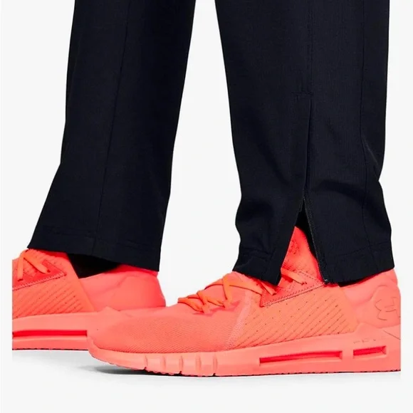 Under Armour Black Athletic Pants - Picture 3 of 3